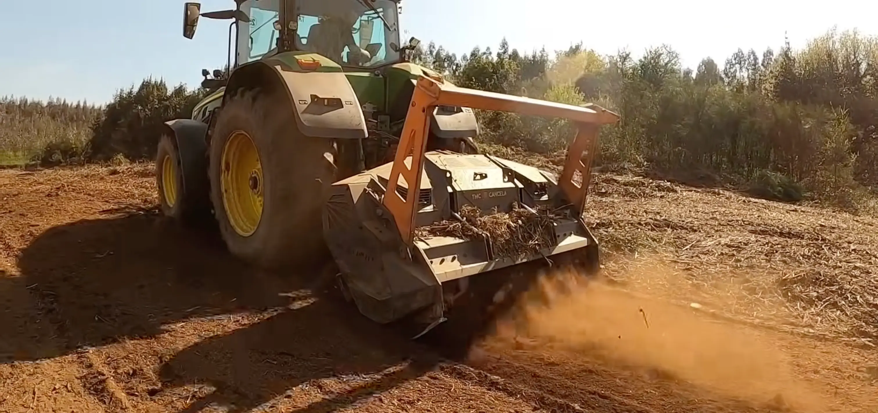Mulczowanie i karczowanie terenu w powiecie krakowskim — Mulching.pl